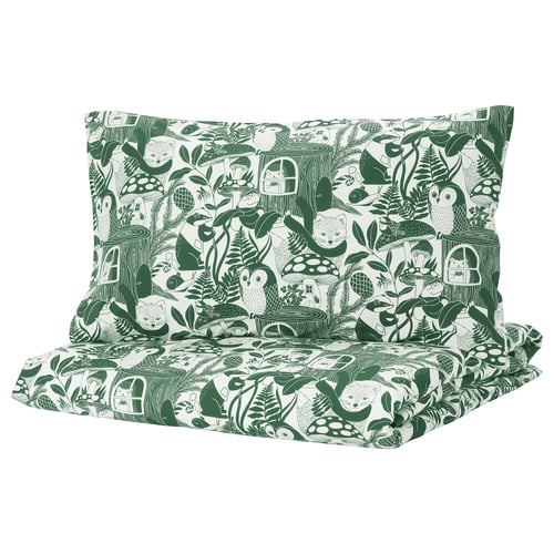 Forest-themed duvet set with green owls, hedgehogs, and trees.