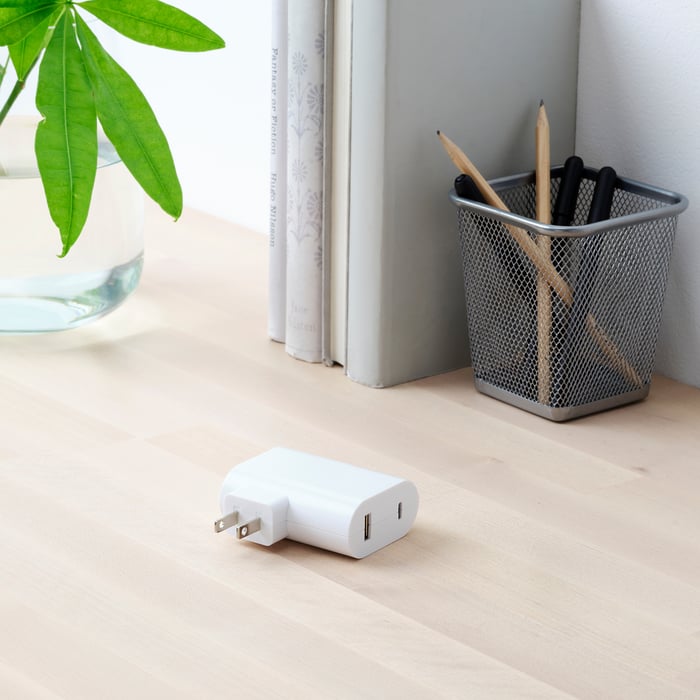 ÅSKSTORM 23W USB charger, white IKEA