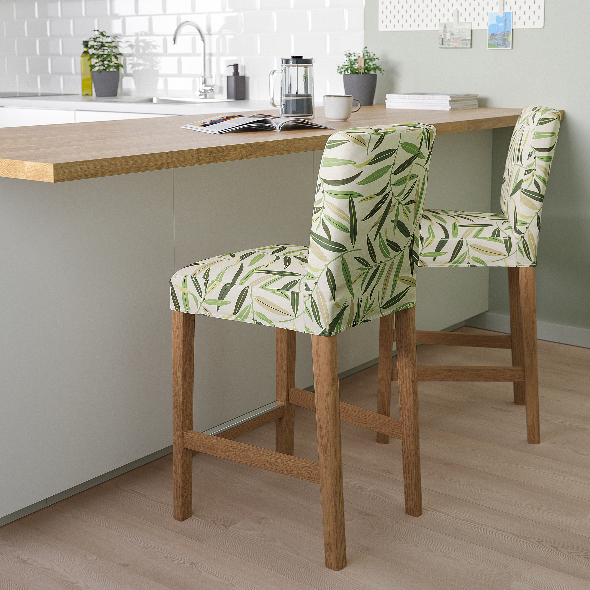 BERGMUND Bar stool with backrest, oak effect/Fågelfors multicolour, 62 cm