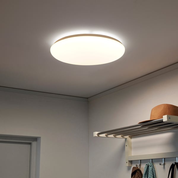 ESKADER LED ceiling lamp w remote control