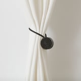 FÖNSTERBOMAL Magnetic curtain tie-back, black