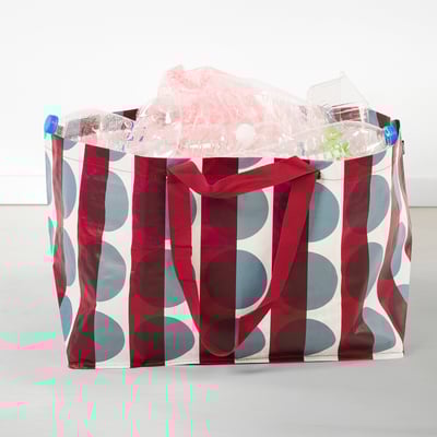 GÖRSNYGG Carrier bag, large, red blue/patterned, 57x37x39 cm/71 l