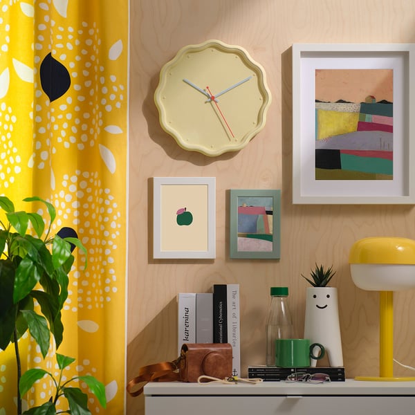 LAVSKRIKA Wall clock, flower-shaped yellow, 31 cm