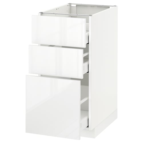 A METOD kitchen cabinet in white with three drawers. Its sleek and modern, featuring high-gloss finishes and a sturdy frame.