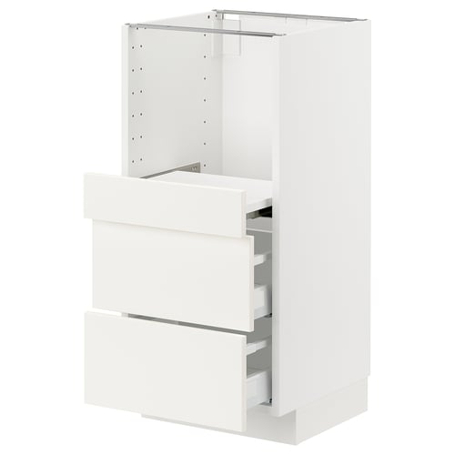 METOD white kitchen cabinet with drawers.