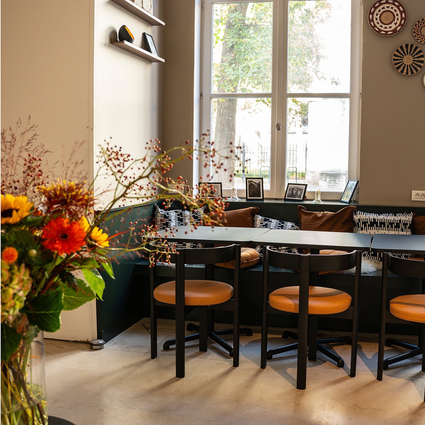 STENSELE table, anthracite/anthracite, 70x70 cm - IKEA