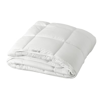 STRANDMOLKE duvet, ultra-soft, hollow polyester filling, folded neatly.