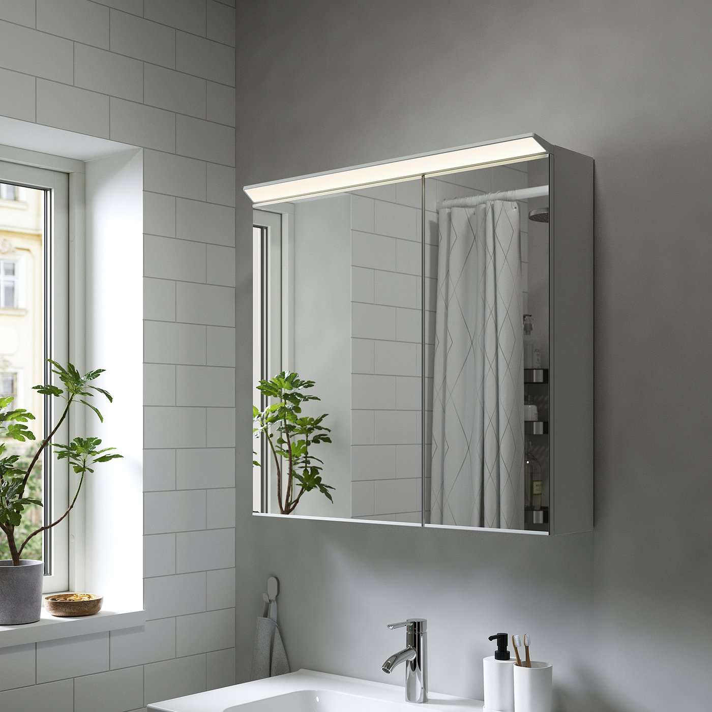TREASJÖN mirror cab 2 door/built-in lighting, 80x17x75 cm - IKEA