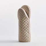 VÄLVÅRDAD Oven glove, beige