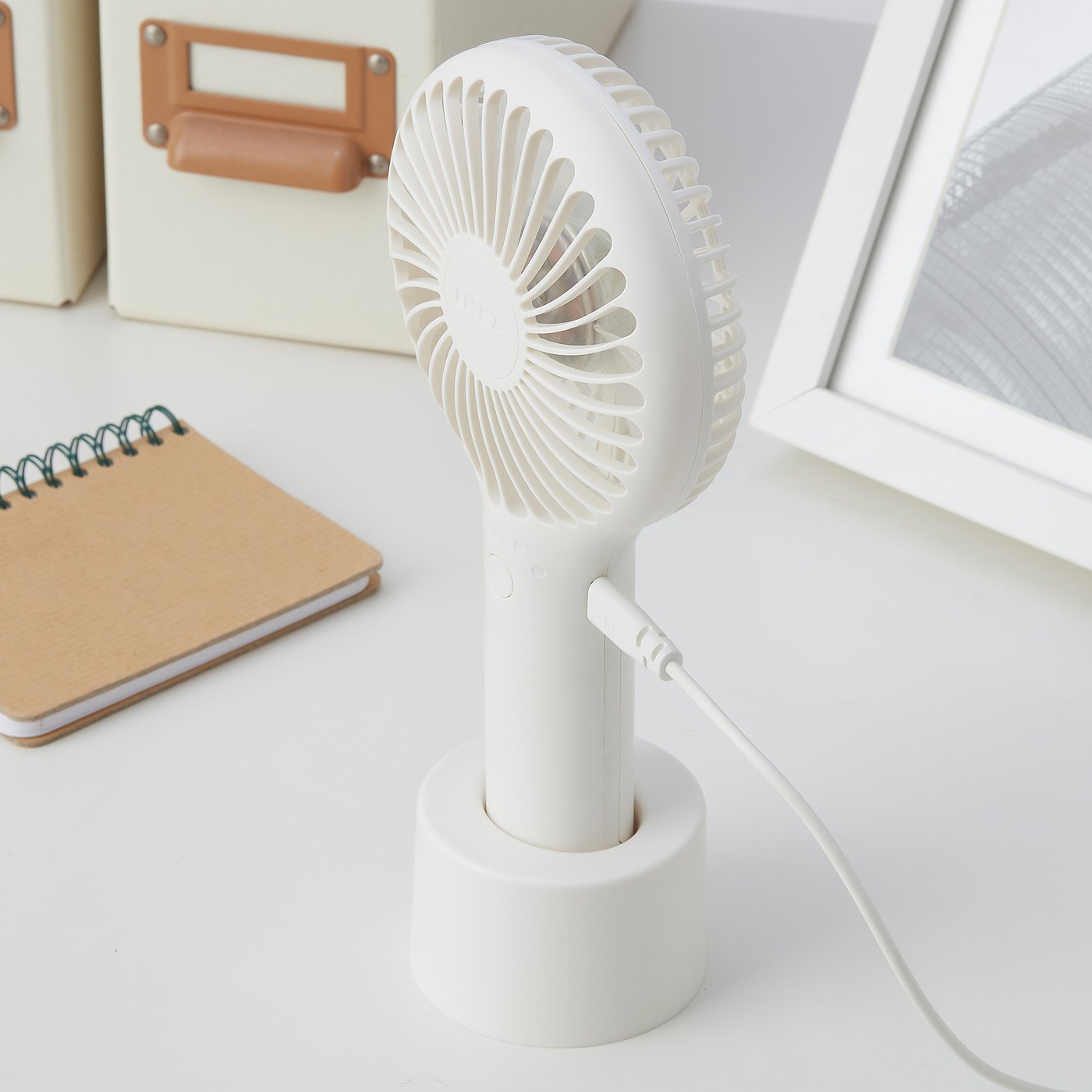 EFTERTRÄDA エフテルトレーダ ハンディファン, 電池式 ホワイト IKEA