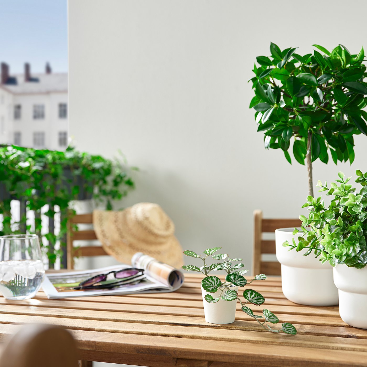 Fejka フェイカ 人工観葉植物 鉢カバー付き 室内 屋外用 ホワイト グリーン 6 Cm Ikea