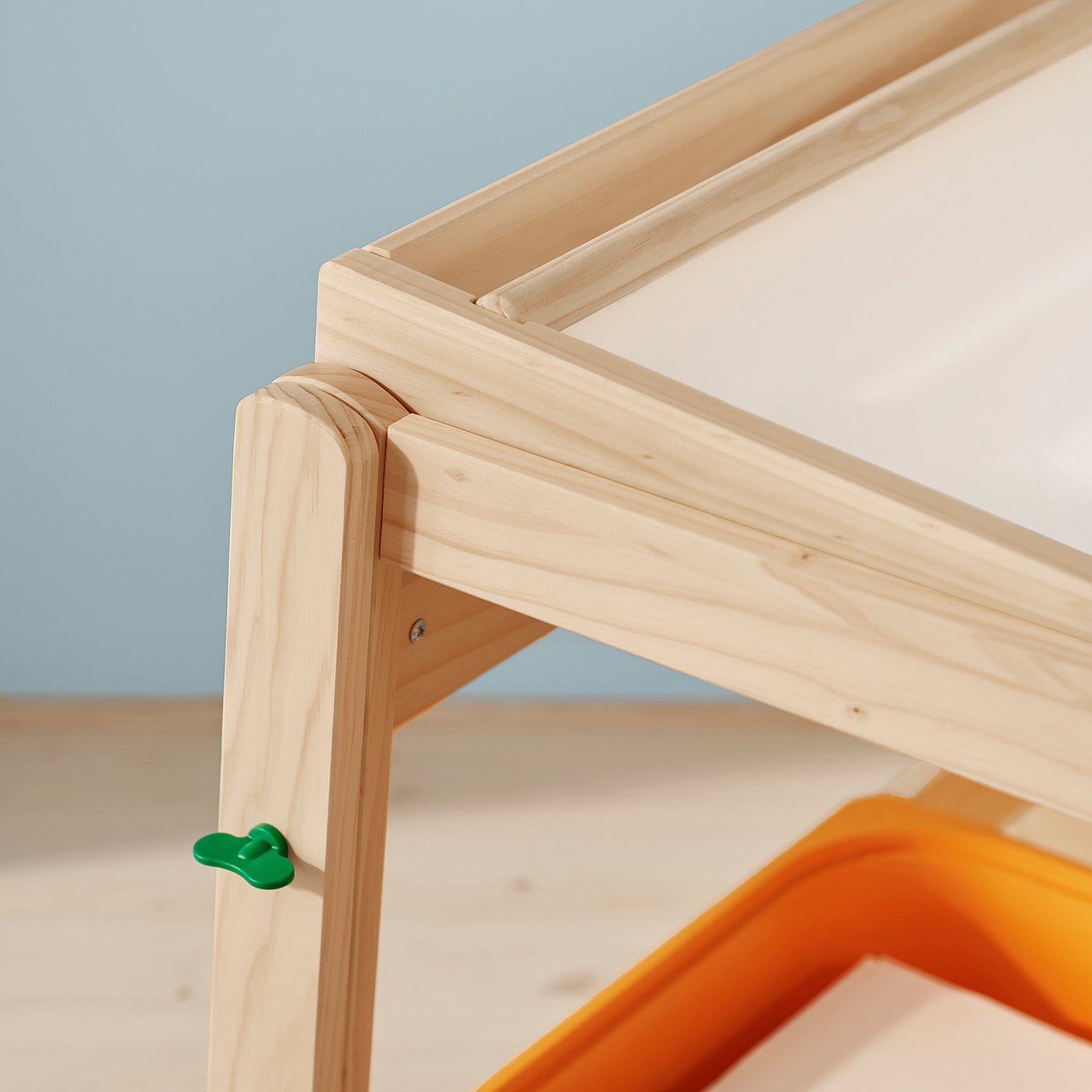 FLISAT イケア　子供用デスク イケア（IKEA） IKEA - - FLISAT -フリサット- 子供用デスク