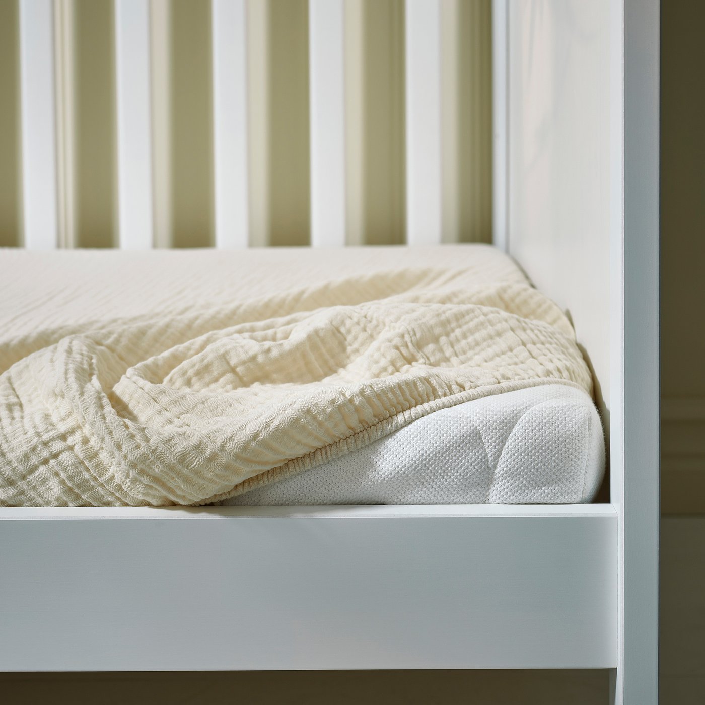 【3/3まで限定価格❗️】送料込★IKEA3点セット★ベビーベッド GULDVÄVARE グルドヴァヴェレ ベビーベッド用リネン3点セット
