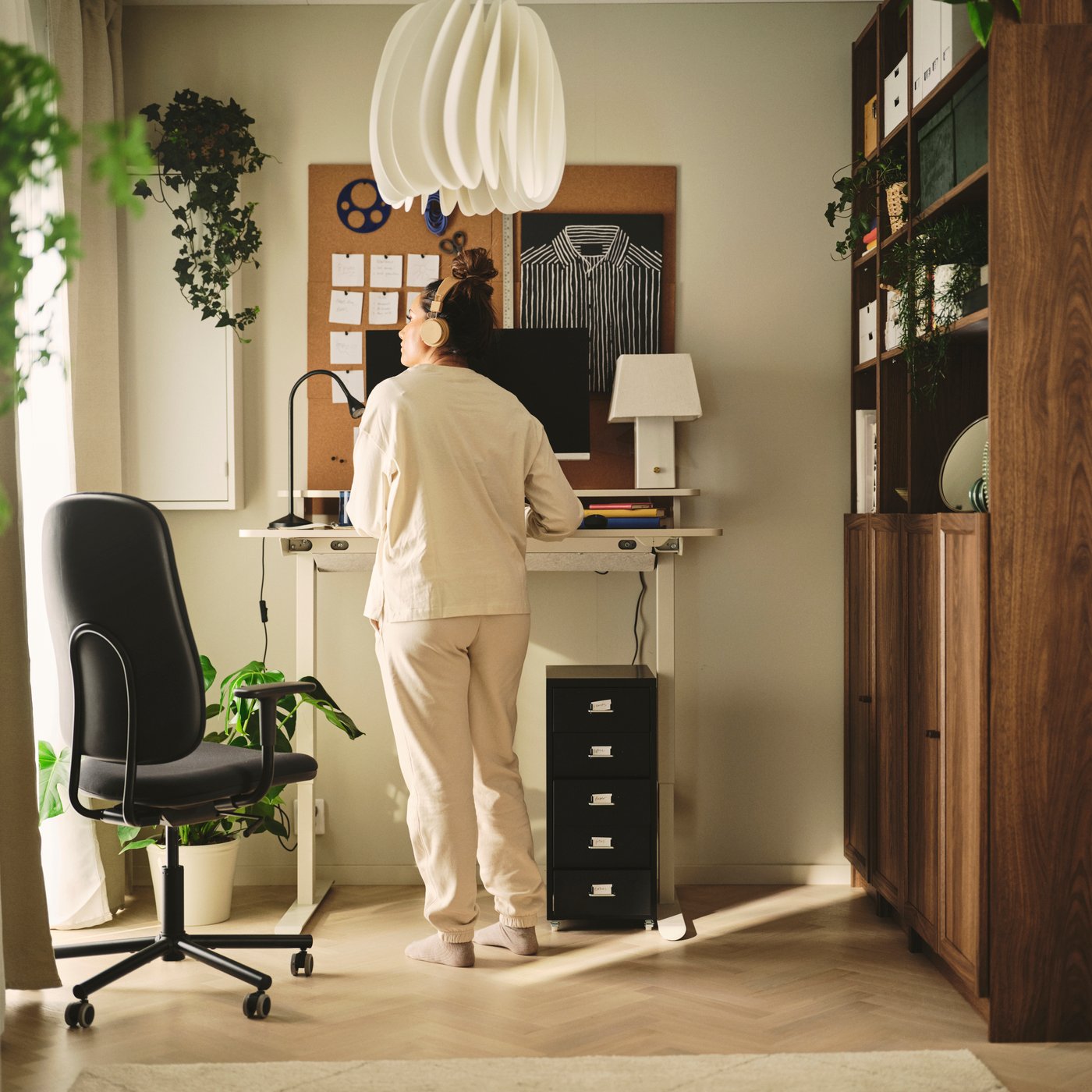 IKEA HELMER ヘルメル 6段チェスト ピンク　廃盤レアカラー　イケア イケア（IKEA） HELMER ヘルメル 引き出しユニット キャスター付き