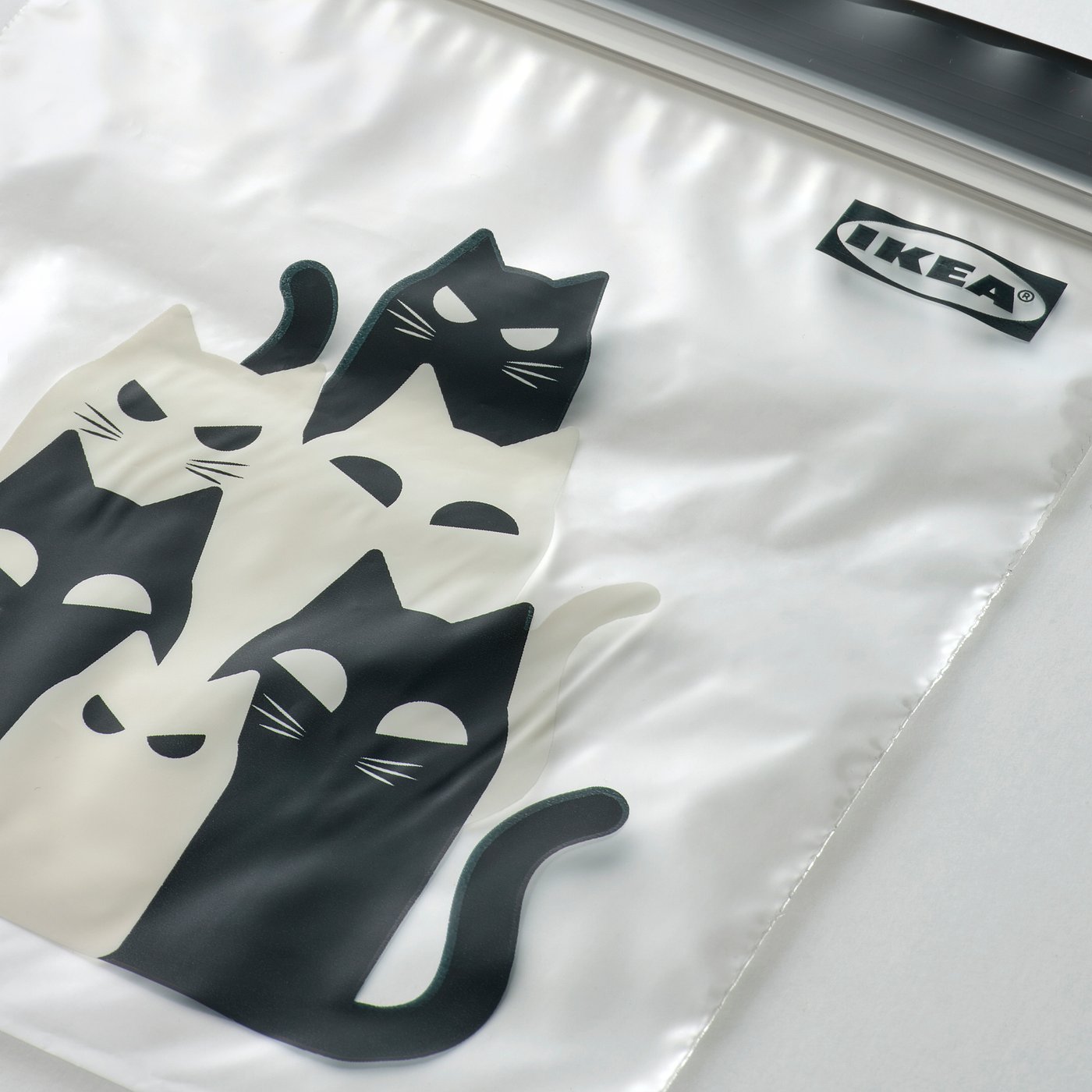 【美品・滋賀引取り可】IKEA 折りたたみ伸長式・定価24,990円 YZ-1875 生興 折りたたみ式6人用食堂テーブル ブラックフレームの通販