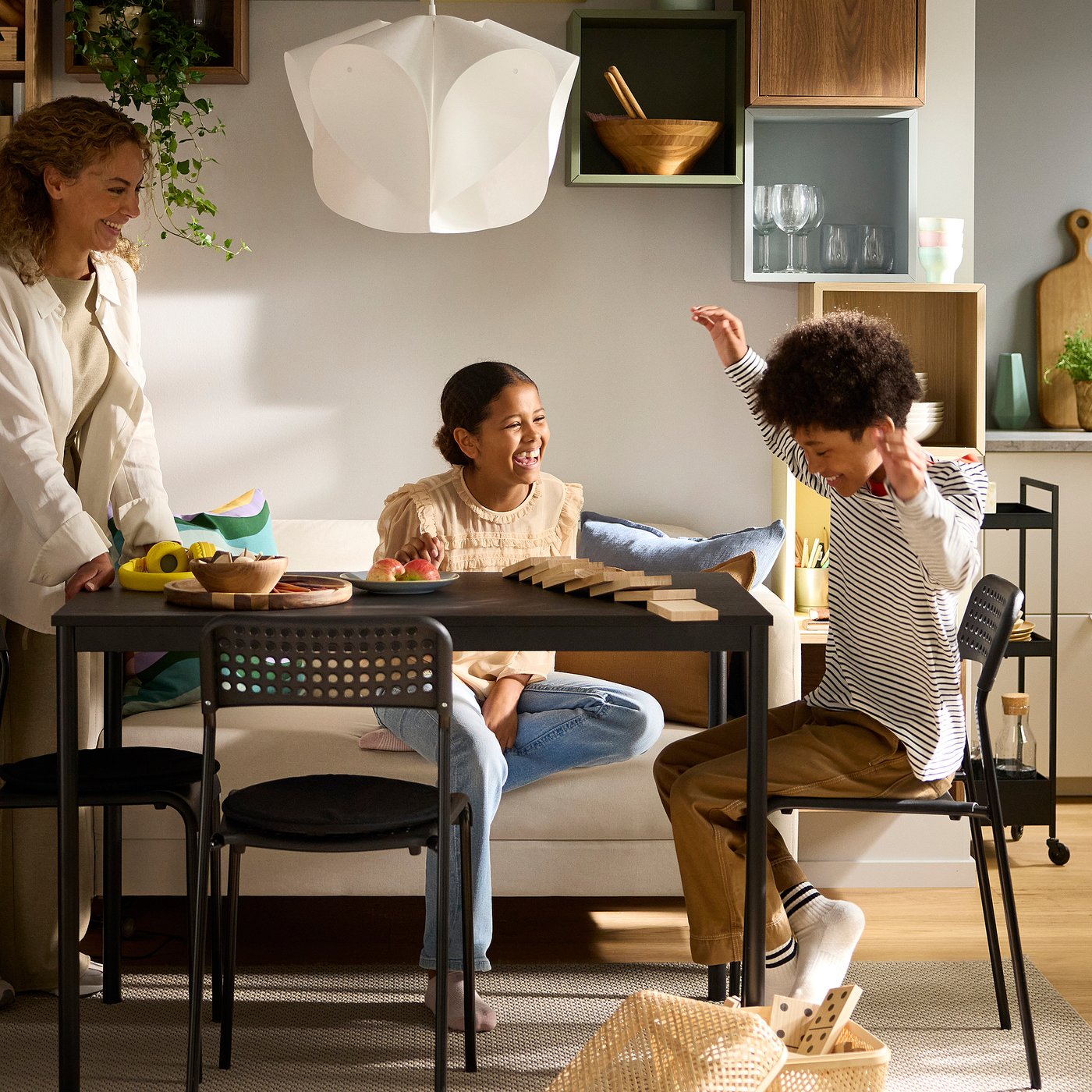 IKEAイケア　SANDSBERG サンドスベリ　110x67x75cm SANDSBERG サンドスベリ テーブル, ブラック, 110x67 cm - IKEA