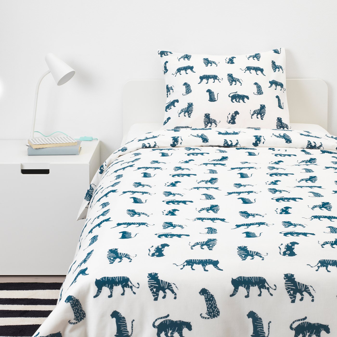 Urskog ウルスコグ 掛け布団カバー 枕カバー トラ ブルー 150x0 50x60 Cm Ikea