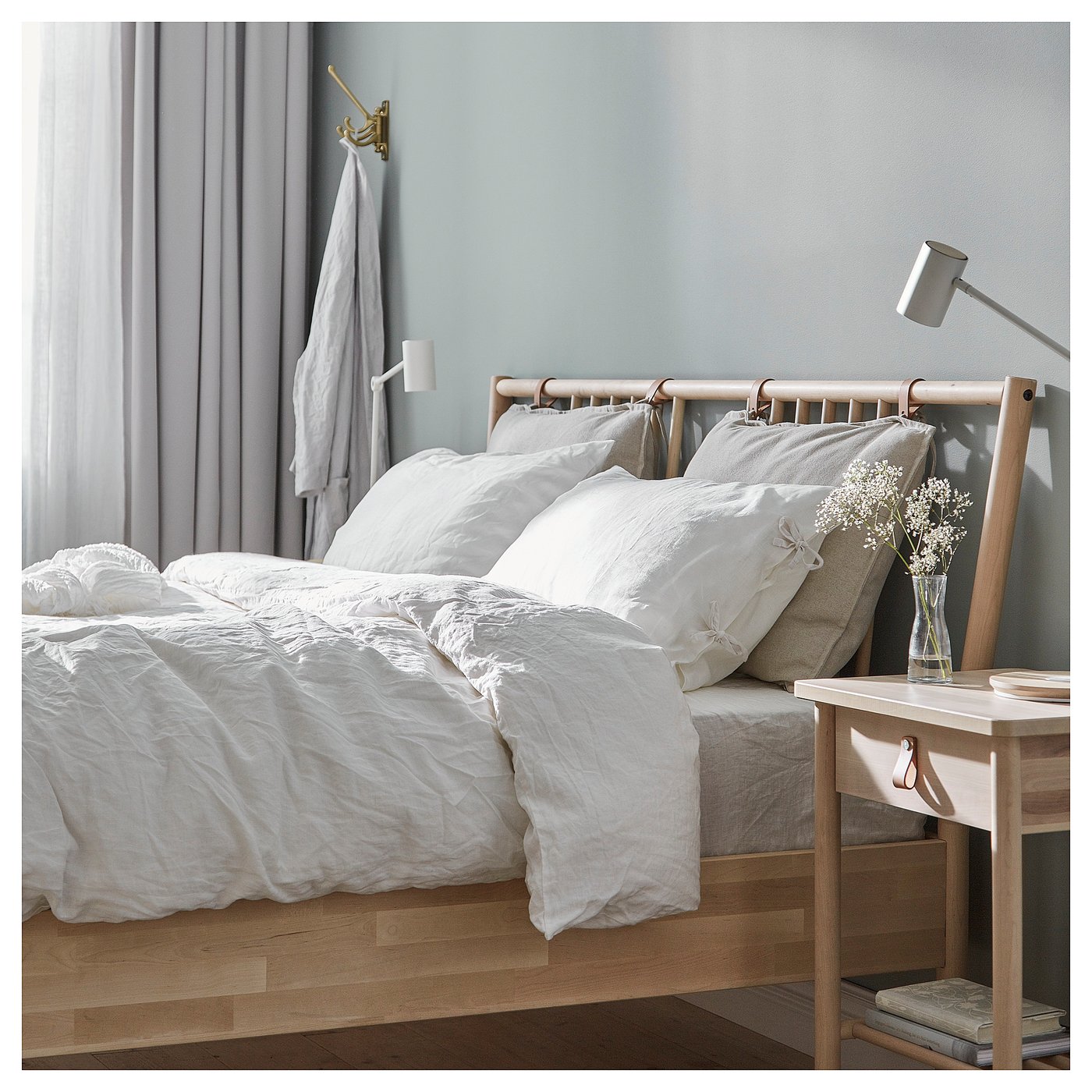 【定価97,990円】BJÖRKSNÄS ベッドフレーム 140x200 cm BJÖRKSNÄS bed frame, birch/birch veneer/Luröy, King - IKEA