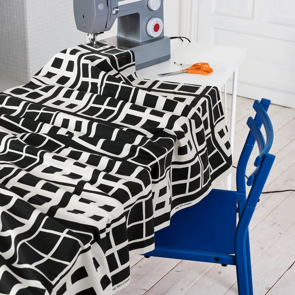 BROKAKLEJA Pre-cut fabric, black/geometric, 150x300 cm