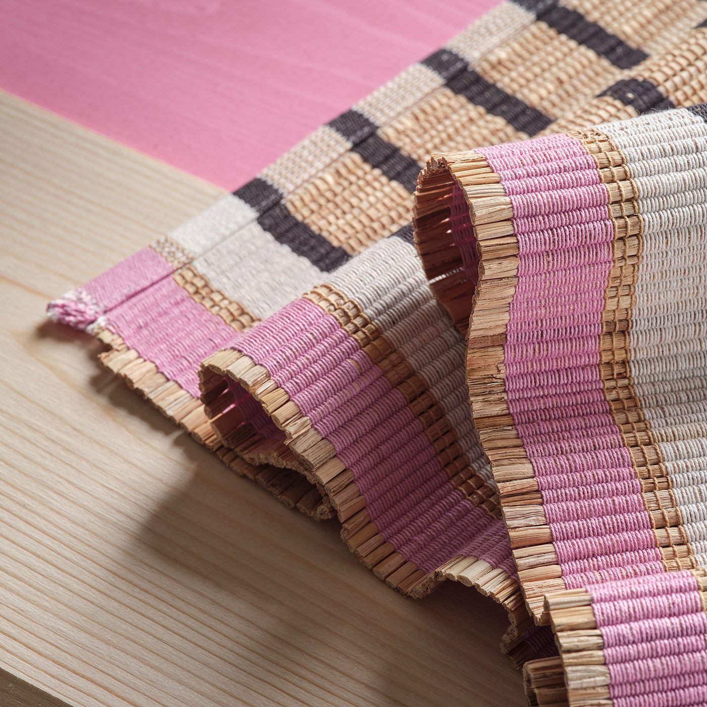 table runner 「華立涌」　帯リメイク　正絹　長尺 table runner 「華立涌」 帯リメイク 正絹 長尺 Table Runners for
