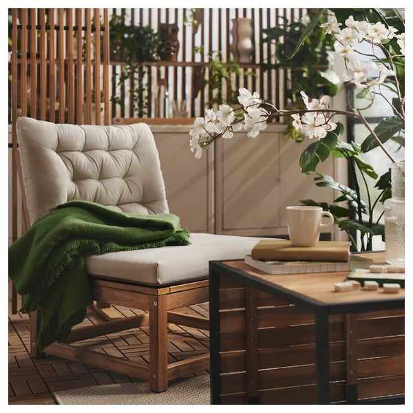 NÄMMARÖ Easy chair, outdoor, light brown stained/Kuddarna light grey-beige