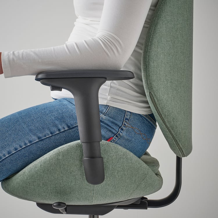 HATTEFJÄLL 하테피엘 사무용 팔걸이의자, 군나레드 그린/블랙 IKEA