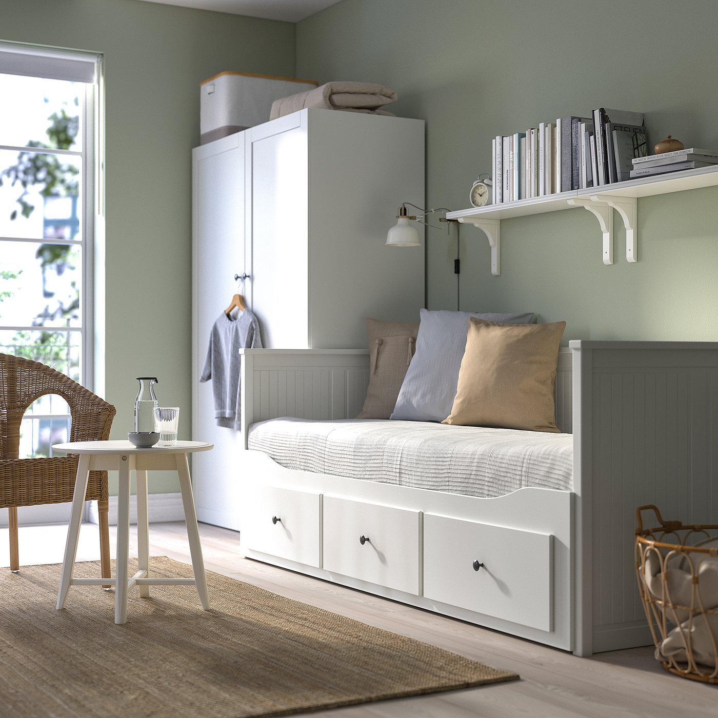 HEMNES سرير نهار بـ3 أدراج/مرتبتين - أبيض/Åfjäll متوسطة الصلابة ‎80x200 سم‏
