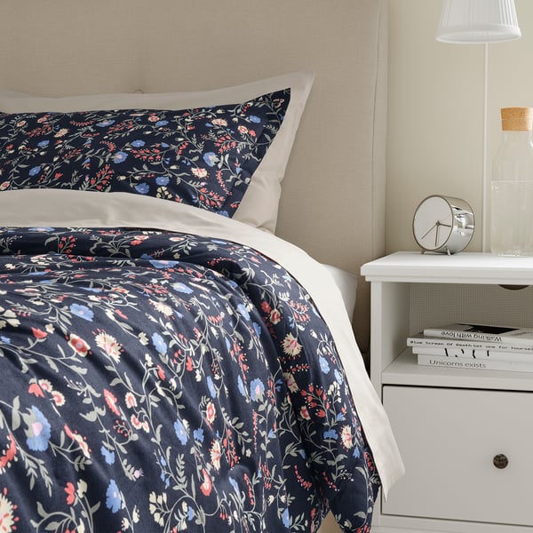 BRUDKRUSBÄR Comforter set, black/floral pattern, 150x200/50x80 cm