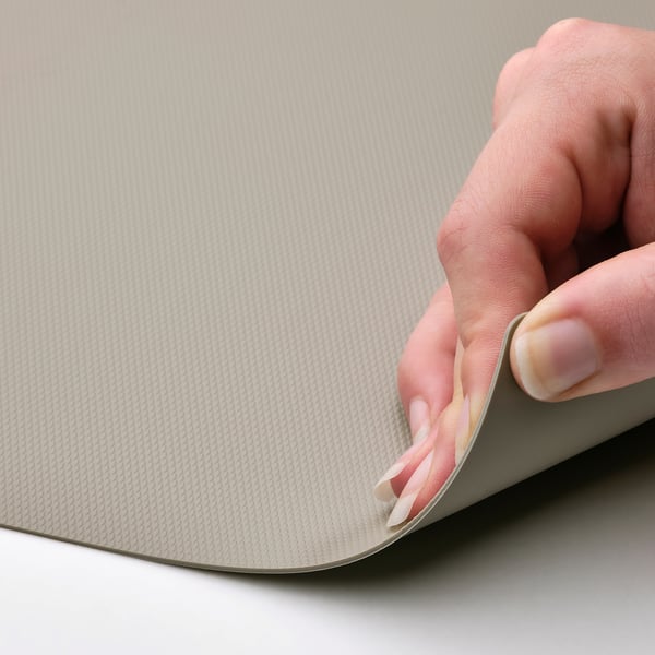 FINFÖRDELA Bendable chopping board, black/dark grey-beige, 28x36 cm