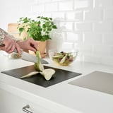FINFÖRDELA Bendable chopping board, black/dark grey-beige, 28x36 cm