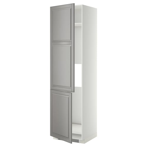 This image shows a METOD kitchen cabinet in soft grey with bevelled edges, featuring an adjustable shelf and sturdy frame construction.
