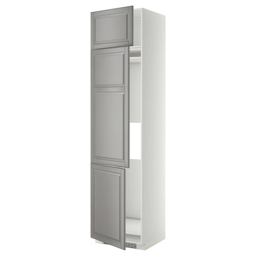 Vertical white METOD cabinet with grey bevelled doors.