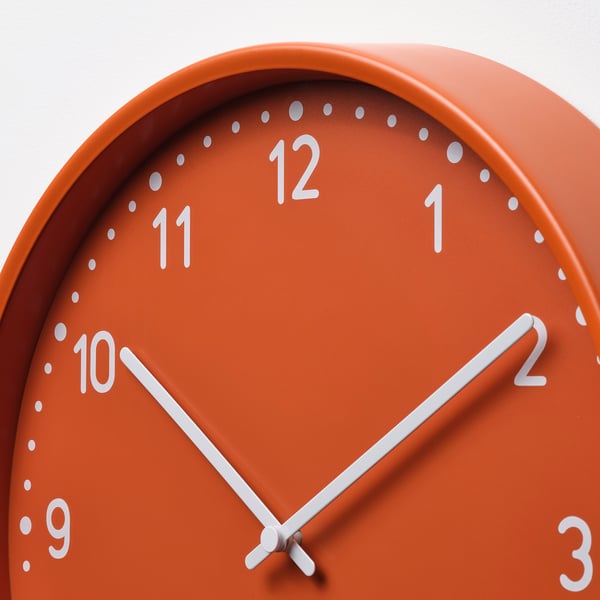 Orange clock, 10:10