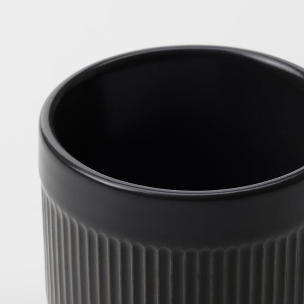 Black pottery vase with vertical grooves, matte finish, high quality craftsmanship