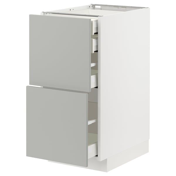 This image shows an ikea METOD kitchen cabinet with light grey havstorp fronts, featuring multiple drawers in a sleek and modern design.