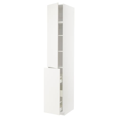 White METOD kitchen cabinet with adjustable shelves and pull-out drawer.