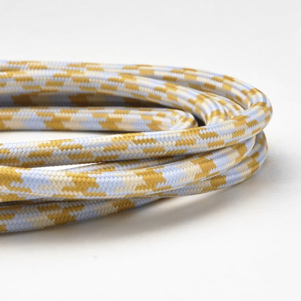 Multicoloured usb-c cable, durable, ready for travel.