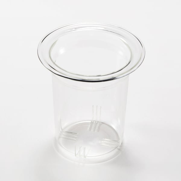 Clear glass teapot with built-in infuser, sturdy and transparent, perfect for brewing and serving tea.
