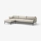 Moderni pilka L formos ÄPPLARYD sofa su plonomis metalinėmis kojelėmis ir elegantišku dizainu.
