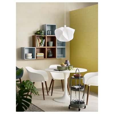 JUTTERSBO, modernus pilkai žalias, trijų pakopų riedėjimo vežimėlis. Šis apvalus, jeremiah dizaino ratai ir rankenos palengvina mobilumą.