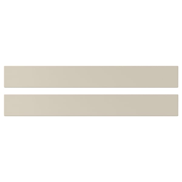 Два гладких горизонтальных бежевых фасада кухонного шкафа. Они имеют прямоугольную форму с гладкими, лакированными поверхностями и сердечниками из ДВП.