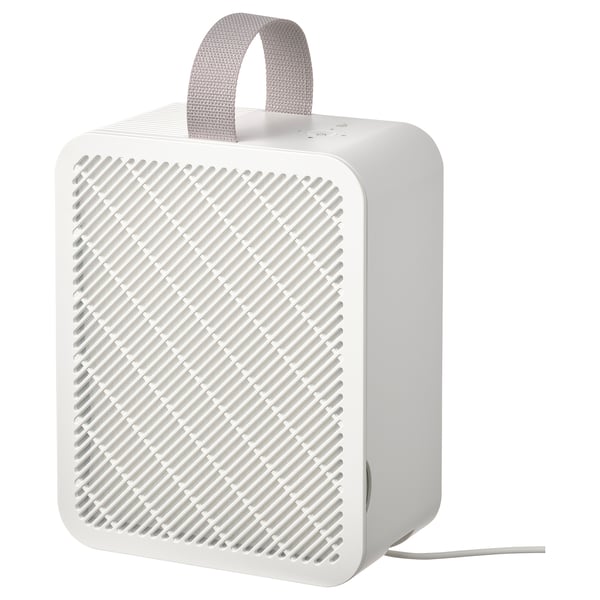 An ikea UPPÅTVIND air purifier. Он небольшой, белого цвета, с ручкой для переноски и сетчатой конструкцией, стоящий вертикально.