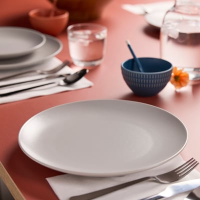 FÄRGKLAR Plate, matt light grey, 26 cm
