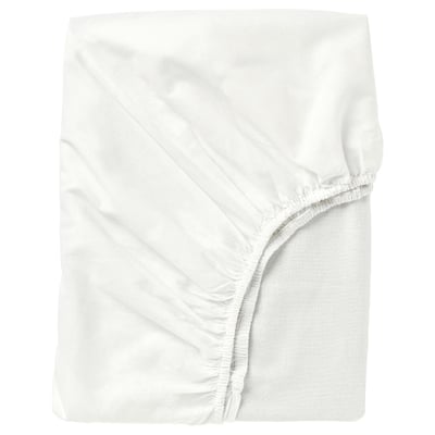 A white fitted sheet, flat and neatly folded, designed for mattresses up to 26 cm thick, made of breathable 100% cotton with elastic edges.
