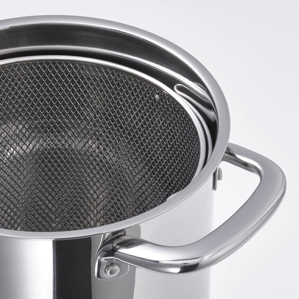 Stainless steel colander with large handle for easy pouring, featuring fine mesh screen for efficient draining.