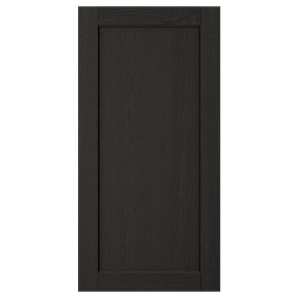 LERHYTTAN black kitchen door with wooden frame and bevelled edges.