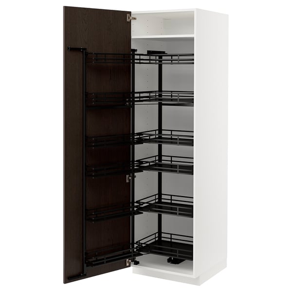 A white METOD kitchen cabinet with dark brown sinarp fronts. It five pull-out shelves for storage.