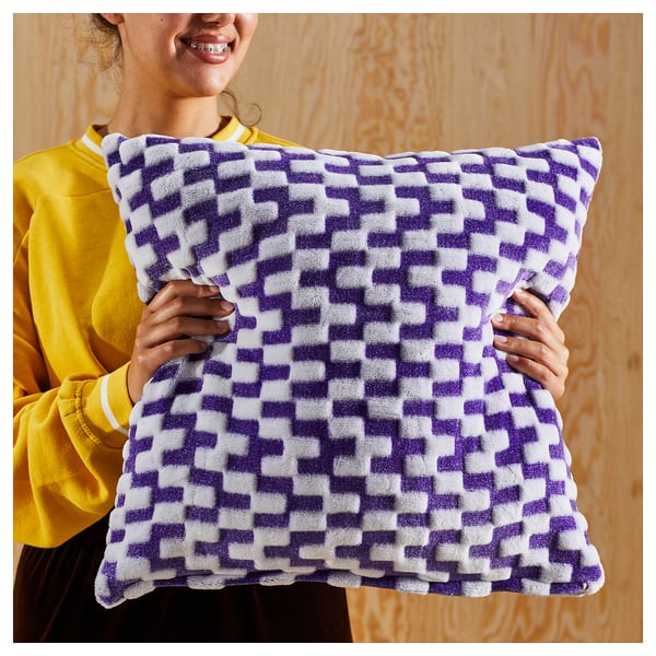 BLÅSKATA Spilvena pārvalks, violetā krāsā/rakstains, 50x50 cm
