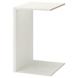 Tas ir IKEA KOMPLEMENT balts garderobes organizators, kvadrātveida ar plakanu augšdaļu un apakšu, izgatavots no skaidu plātnes un papīra folijas.