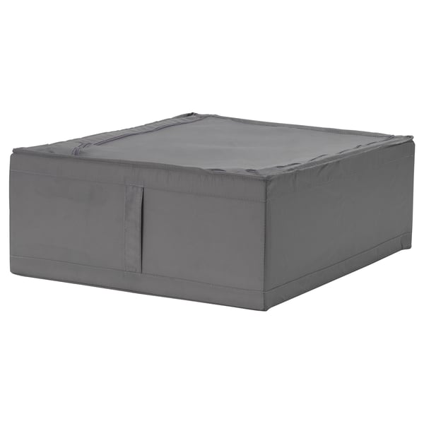 Pelēks SKUBB glabāšanas futrālis, taisnstūra un izgatavots no pārstrādāta poliestera. Tas ventilācijas tīkli un rāvējslēdzējs aizsardzībai pret putekļiem.